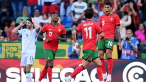 “2025全国滑雪定向赛鄂尔多斯站隆重开赛，赛事启幕时间定于2月24日”