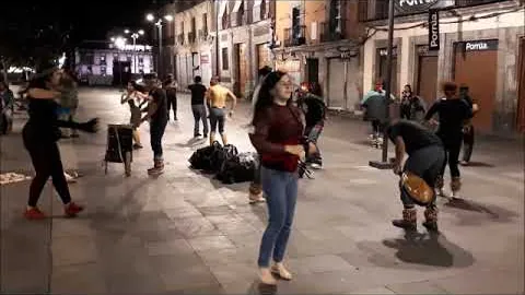 萨拉赫告别红军赴非洲杯，利物浦中场真空，球迷心情忐忑！